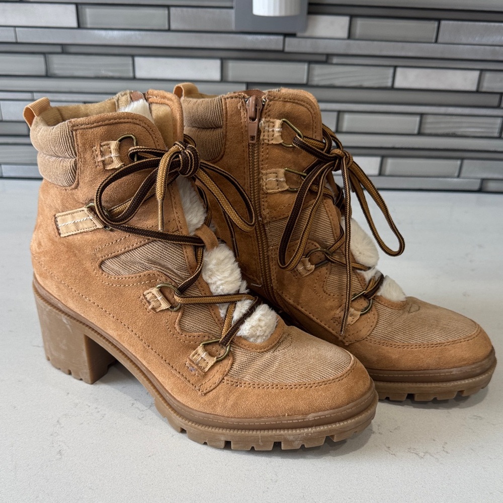 Stylish Brown Lace-Up Boots for Women
